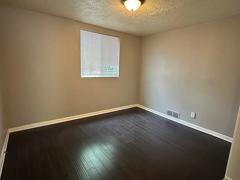 708 G St #2A — Photo 9