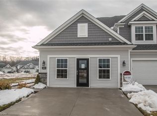 612 Aubrielle #4, Avon Lake, OH 44012