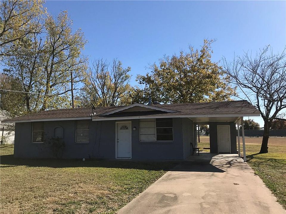 2nd image of 101 Daniel Dr