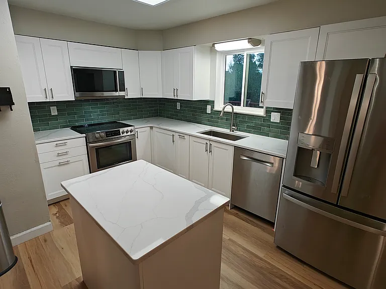6685 Brook Park Dr — Photo 6