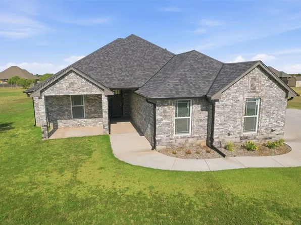 169 SW Elk Creek Loop, Cache, OK 73527
