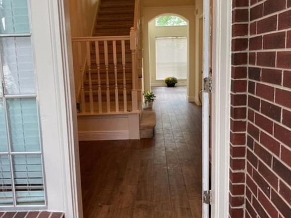 3rd image of 3622 Stratford Arms Ln