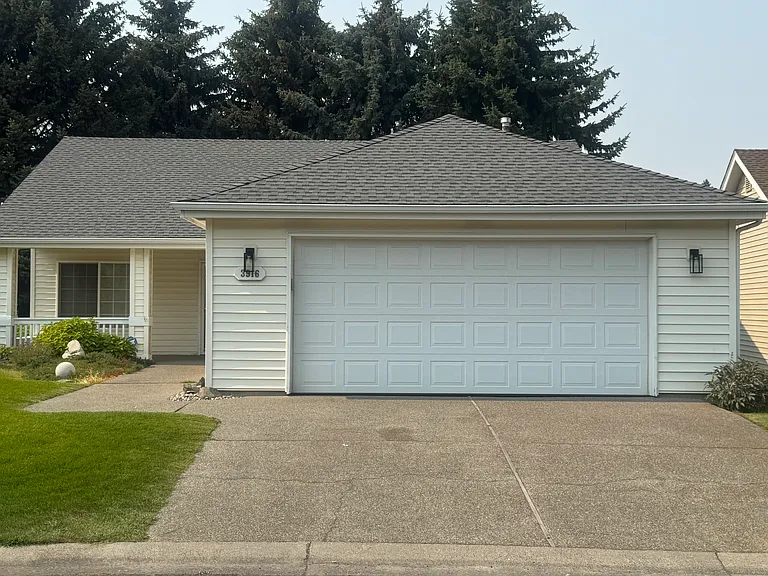 3916 S Greystone Ln — Photo 1