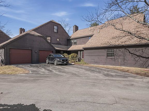 2nd image of 45 Stacey Circle