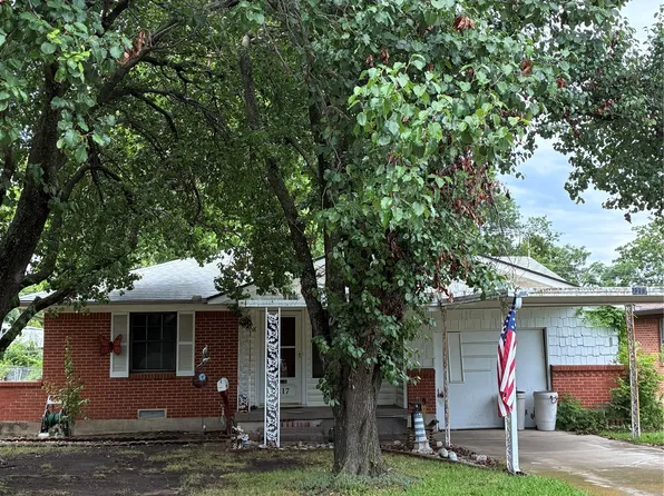 2217 Ridgecrest Ave, Mesquite, TX 75149