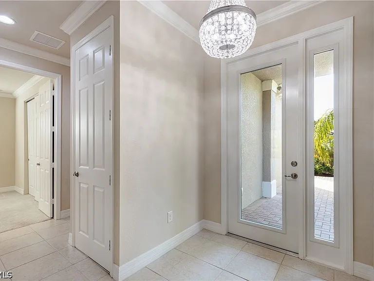 10026 Windy Pointe Ct — Photo 4
