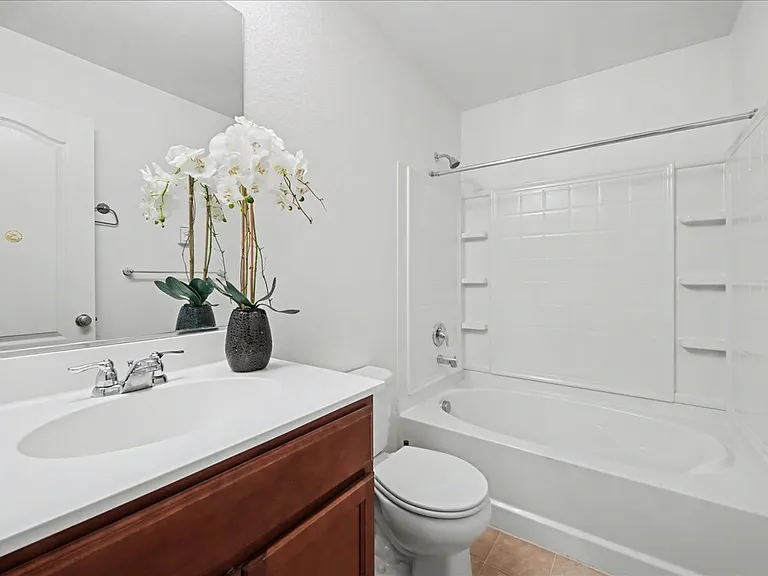 6380 Monterey Way — Photo 24