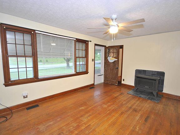 5th image of 17817 Leesville Rd #191 & 1-6