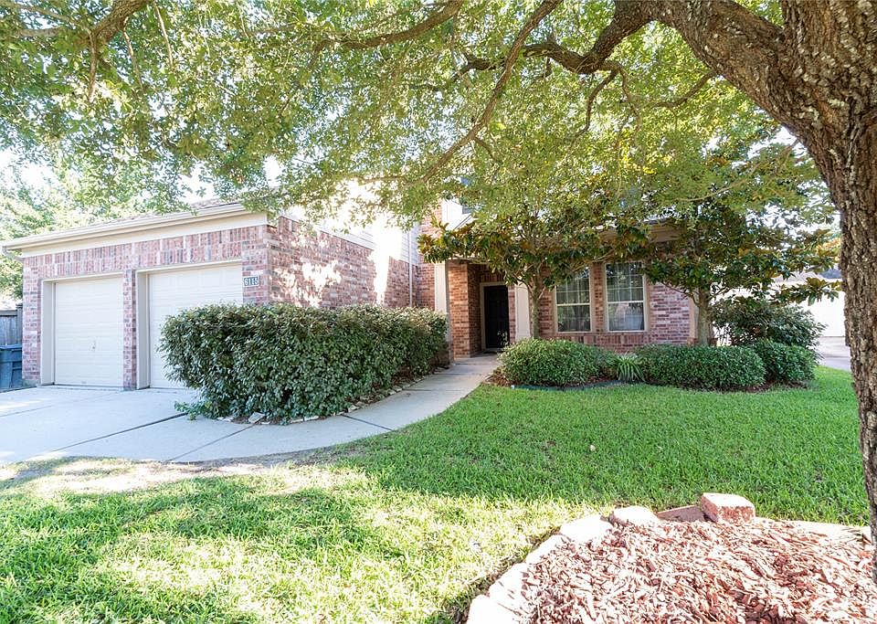 1st image of 6115 Royal Hollow Ln