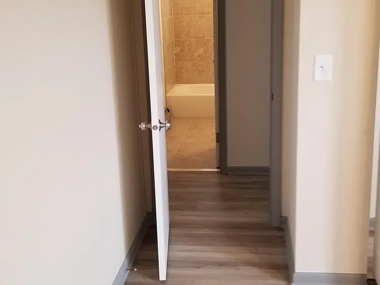 5801 Rose Ave #1 — Photo 12
