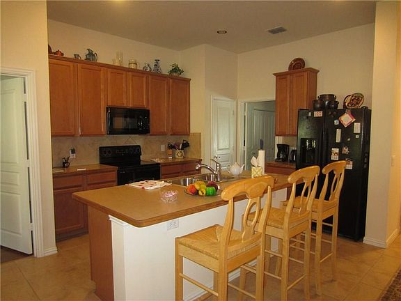 4th image of 1314 Shinnecock Ct