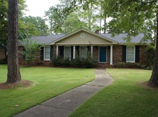 1906 Robinhood Rd, Albany, GA 31707