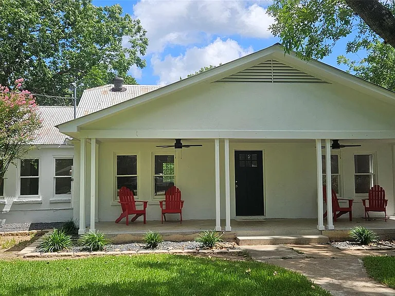 505 Colorado St — Photo 1