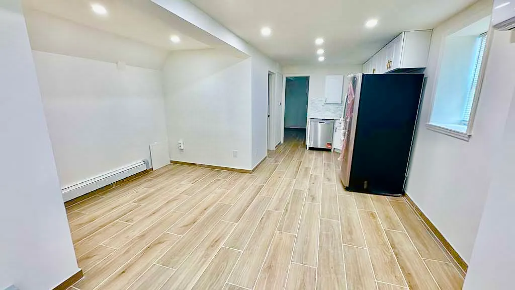 1 bed, 800 sqft, $2,380 — Photo 2