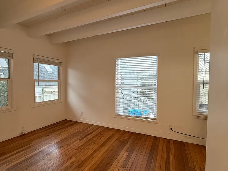 1552 Great Hwy #45 — Photo 2