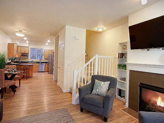 2nd image of 5957 185th Ct Ne #6-106
