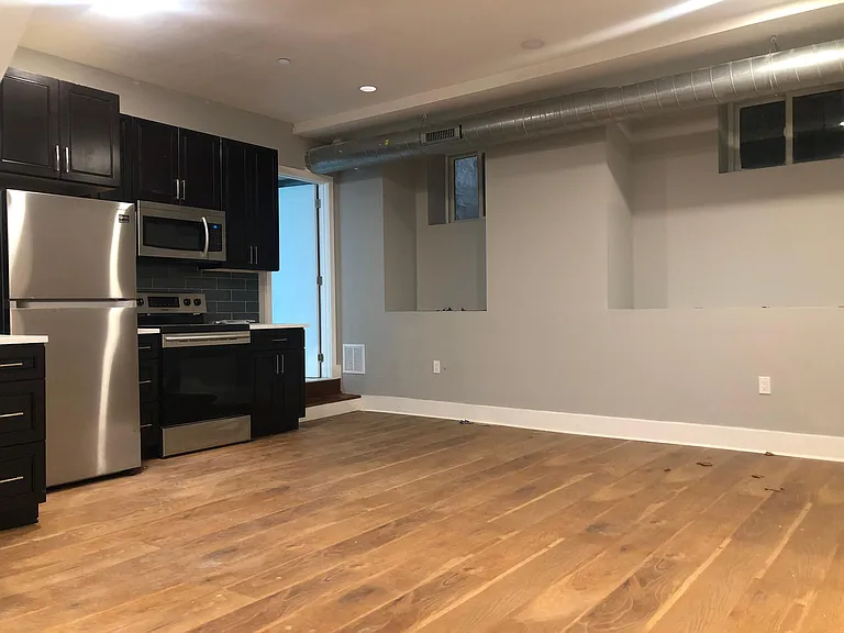 1521-1523 W Girard Ave #B1 — Photo 14
