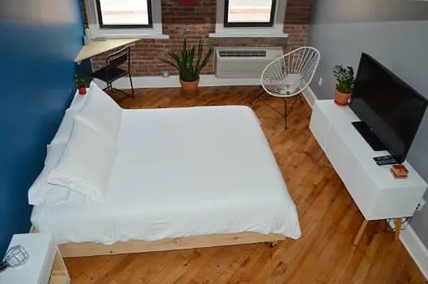 Rented by Dream Space Realty | media 4