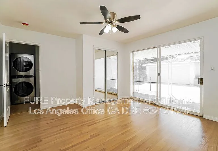 215 N Western Ave — Photo 9