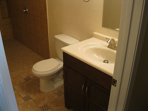 3rd image of 5302 N 80th Ave