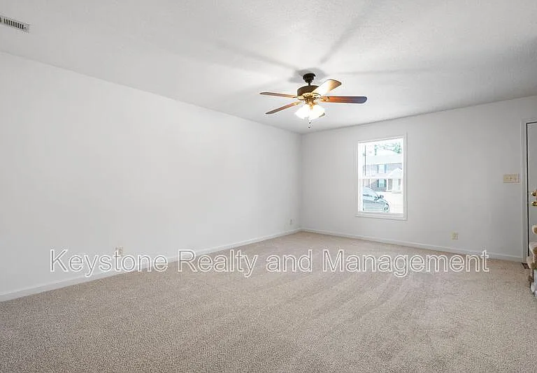512 Peachers Ridge Rd #2B — Photo 6