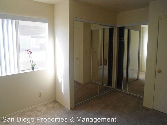 5th image of 330 N Juniper St APT 06