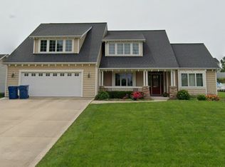 692 S Main St, Roanoke, IN