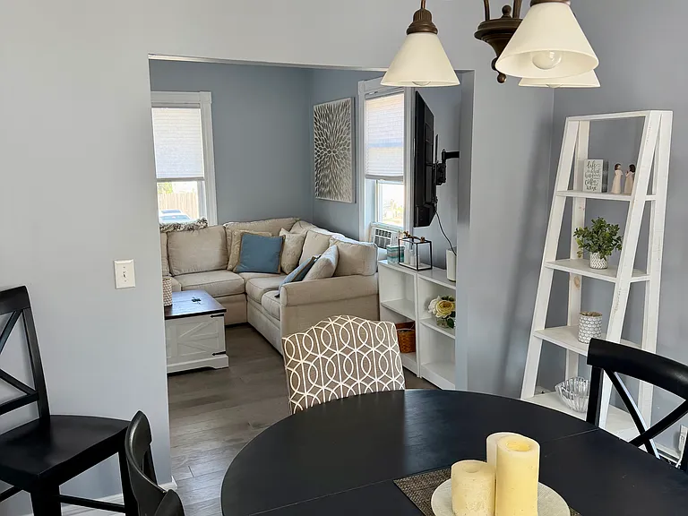 82 Newport Rd — Photo 10