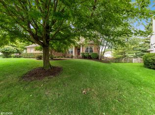 340 Prescott Ln, Gurnee, IL 60031