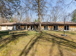 692 County Road 3165, Salem, MO 65560