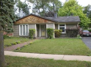 185 Cindy Ln, Wheeling, IL 60090