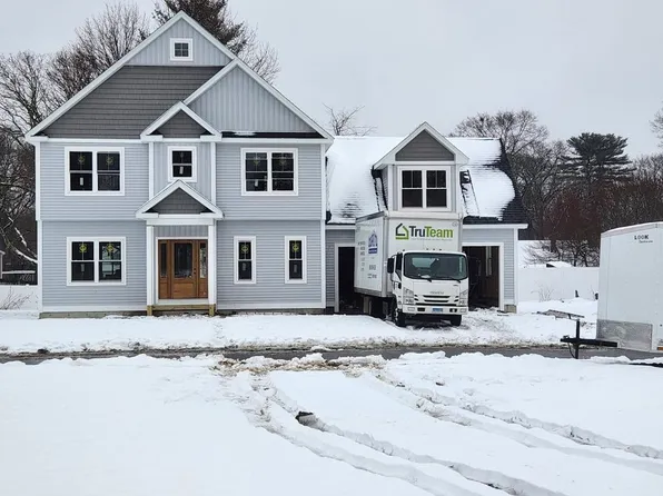 833 Sachem Rd, North Kingstown, RI 02852