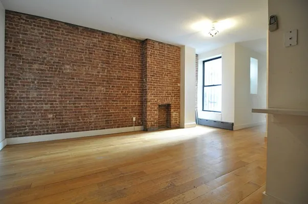 Rented by Bohemia Realty Group | media 2