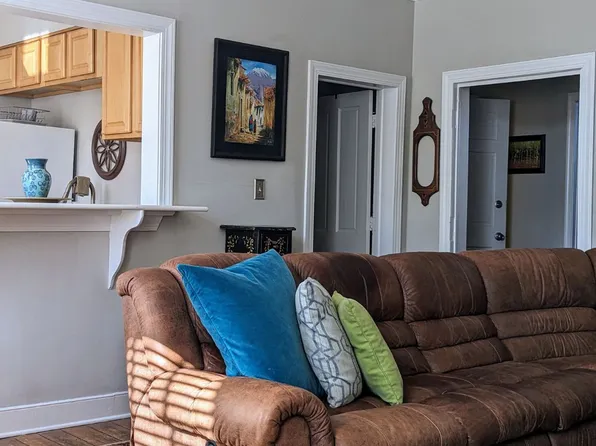 705 Caroline St #203, Fredericksburg, VA 22401