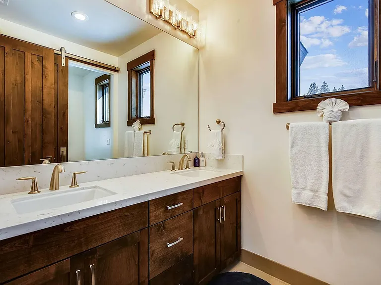 10137 Corrie Ct — Photo 23