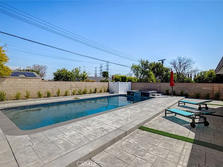 10920 Garden Grove Ave — Photo 34