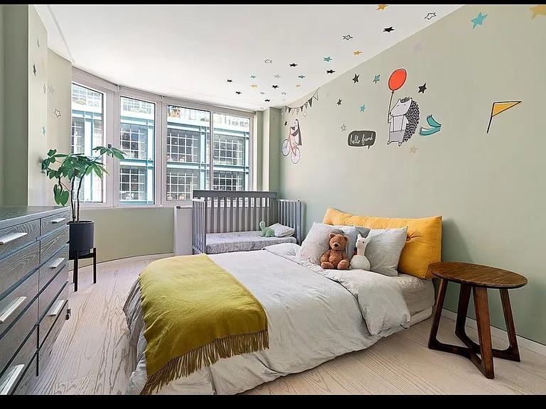 275 Greenwich St #8NS — Photo 2