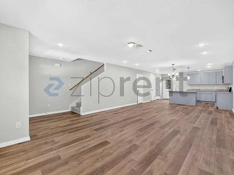 333 N Field St #A — Photo 8