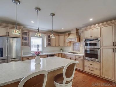 1325 Loring St, San Diego, CA, 92109
