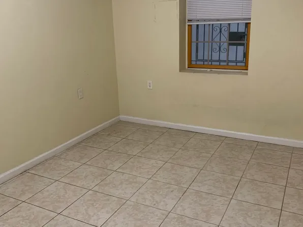 26 Logan Avenue image 1 of 8