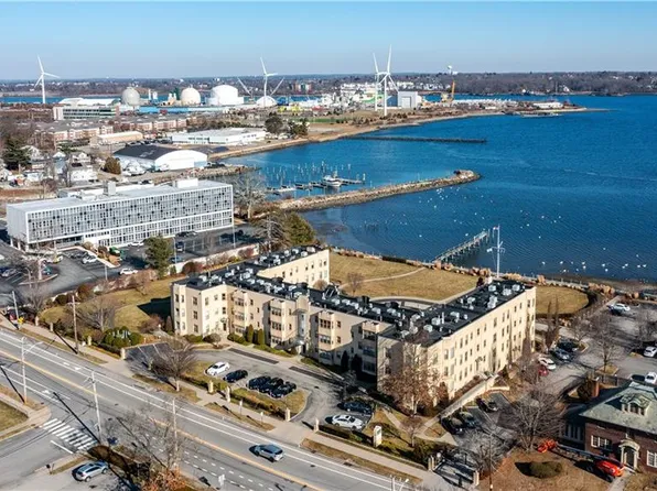1180 Narragansett Blvd APT B1, Cranston, RI 02905