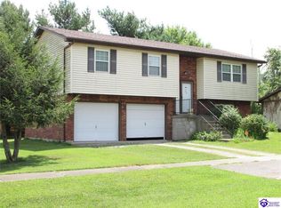 106 Tulip Ct, Radcliff, KY 40160