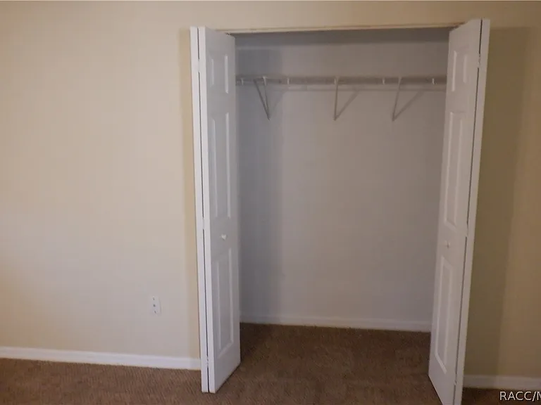 7234 Cherry Laurel Dr — Photo 32