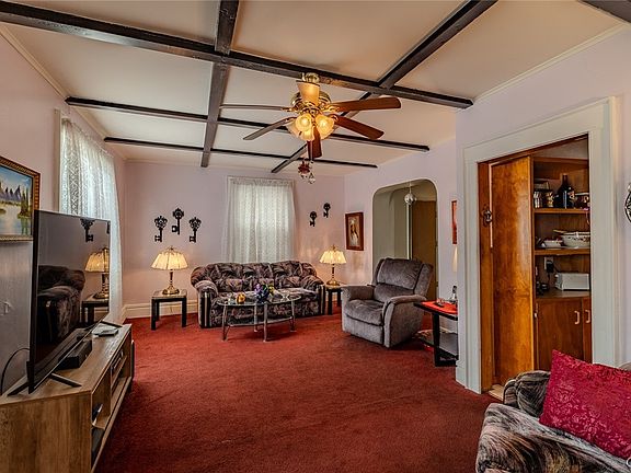 5th image of 415 Shuart Ave