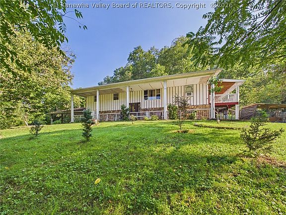 3rd image of 237 Cherry Branch Rd