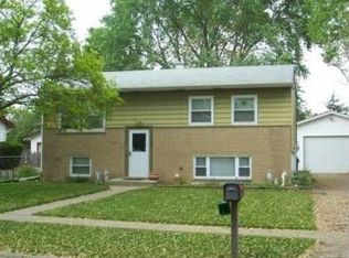 19384 W Harvard Ave, Mundelein, IL 60060