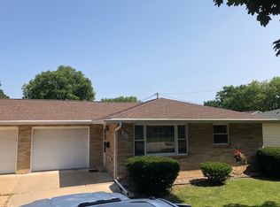 1829 Roxbury Rd, Janesville, WI 53545