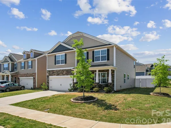 162 Giant Oak Ave, Statesville, NC 28677