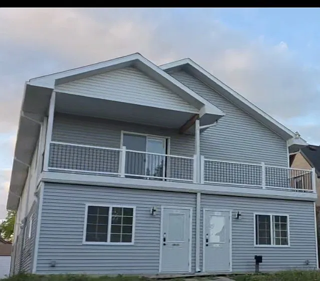 1227 Ross Ave — Photo 1