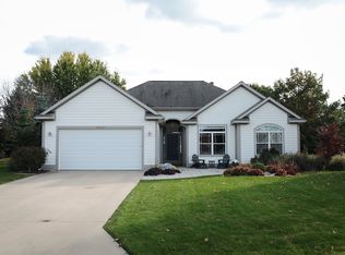 10638 Fawn View Ct, Zeeland, MI 49464